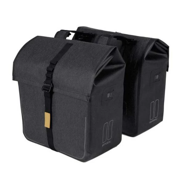 Basil Dubbele Fietstas Urban Dry 50L - Charcoal 4 Basil Dubbele Fietstas Urban Dry 50L - Charcoal – Image 2