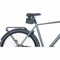 Basil Discovery 365D Zadeltas M 1L - Zwart -Beck Tassen Soldes basil discovery 365d zadeltas m 1l zwart 8715019183829 4 l