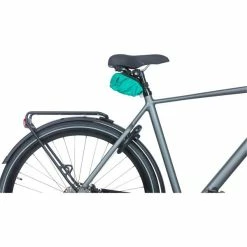 Basil Discovery 365D Zadeltas S 0.5L - Zwart -Beck Tassen Soldes basil discovery 365d zadeltas s 0 5l zwart 8715019183805 5 l