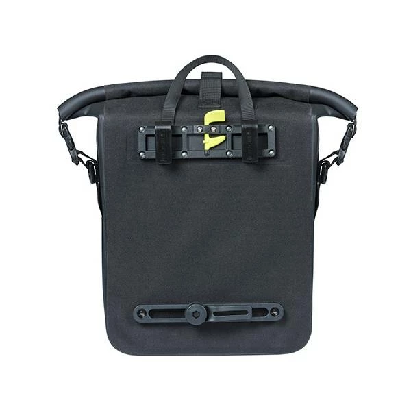 Basil Navigator Waterproof Enkele Fietstas 12-15L - Zwart 6 Basil Navigator Waterproof Enkele Fietstas 12-15L - Zwart – Image 4