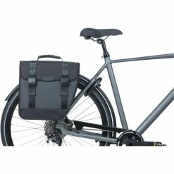 Basil Tour Waterproof Enkele Fietstas Rechts 14L - Zwart -Beck Tassen Soldes basil tour waterproof enkele fietstas rechts 14l zwart 8715019182044 5 l