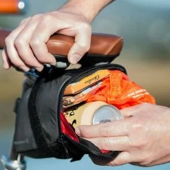 Blackburn Grid Zadeltas Large 1.4L - Zwart -Beck Tassen Soldes blackburn grid zadeltas large 1 4l zwart 616894 4 l