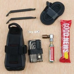 Blackburn Grid Zadeltas Small 0.4L - Zwart -Beck Tassen Soldes blackburn grid zadeltas small 0 4l zwart 617161 4 l