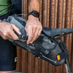 Blackburn Outpost Elite Zadeltas - Grijs -Beck Tassen Soldes blackburn outpost elite zadeltas grijs 612069 5 l