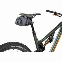Evoc Bao Zadeltas S 1L - Carbon Grijs -Beck Tassen Soldes evoc bao zadeltas s 1l carbon grijs 4250450723066 6 l