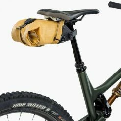 Evoc Bao Zadeltas S 1L - Loam Geel -Beck Tassen Soldes evoc bao zadeltas s 1l loam geel 4250450723073 6 l