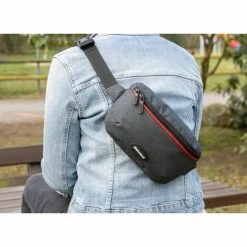 Haberland Crossbody Heuptas 2L - Zwart/Rood -Beck Tassen Soldes haberland crossbody heuptas 2l zwart rood 4032555715050 5 l