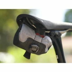 Silca Asymmetrico Zadeltas Rol 22 X 11.5cm - Grijs/Rood -Beck Tassen Soldes silca asymmetrico zadeltas rol 22 x 11 5cm grijs rood 716454 3 l