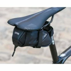 ZEFAL Zéfal Iron Pack 2 DS Zadeltas 0.9L - Zwart 11 ZEFAL Zéfal Iron Pack 2 DS Zadeltas 0.9L - Zwart -Beck Tassen Soldes zefal iron pack 2 ds zadeltas 0 9l zwart 3420587026014 5 l