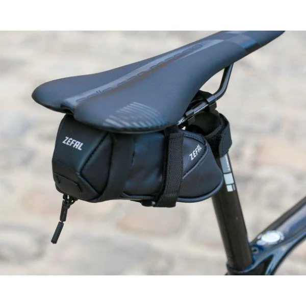 ZEFAL Zéfal Iron Pack 2 DS Zadeltas 0.9L - Zwart 7 ZEFAL Zéfal Iron Pack 2 DS Zadeltas 0.9L - Zwart – Image 5