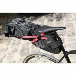 Zefal Z Adventure R11 Zadeltas 11L - Zwart/Rood -Beck Tassen Soldes zefal z adventure r11 zadeltas 11l zwart rood 3420587001011 11 l